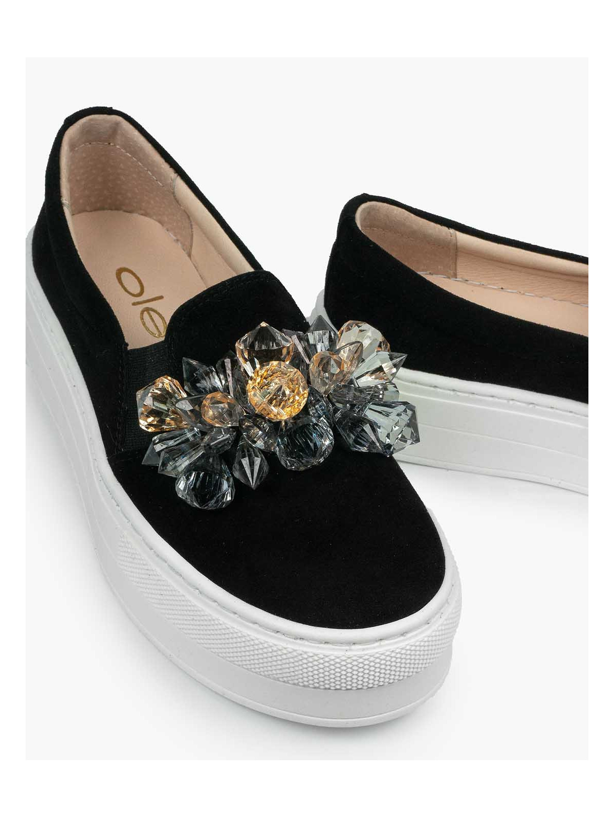 Czarne półbuty damskie skórzane