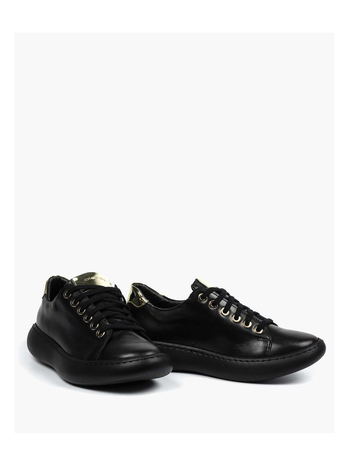 Czarne trampki damskie skórzane