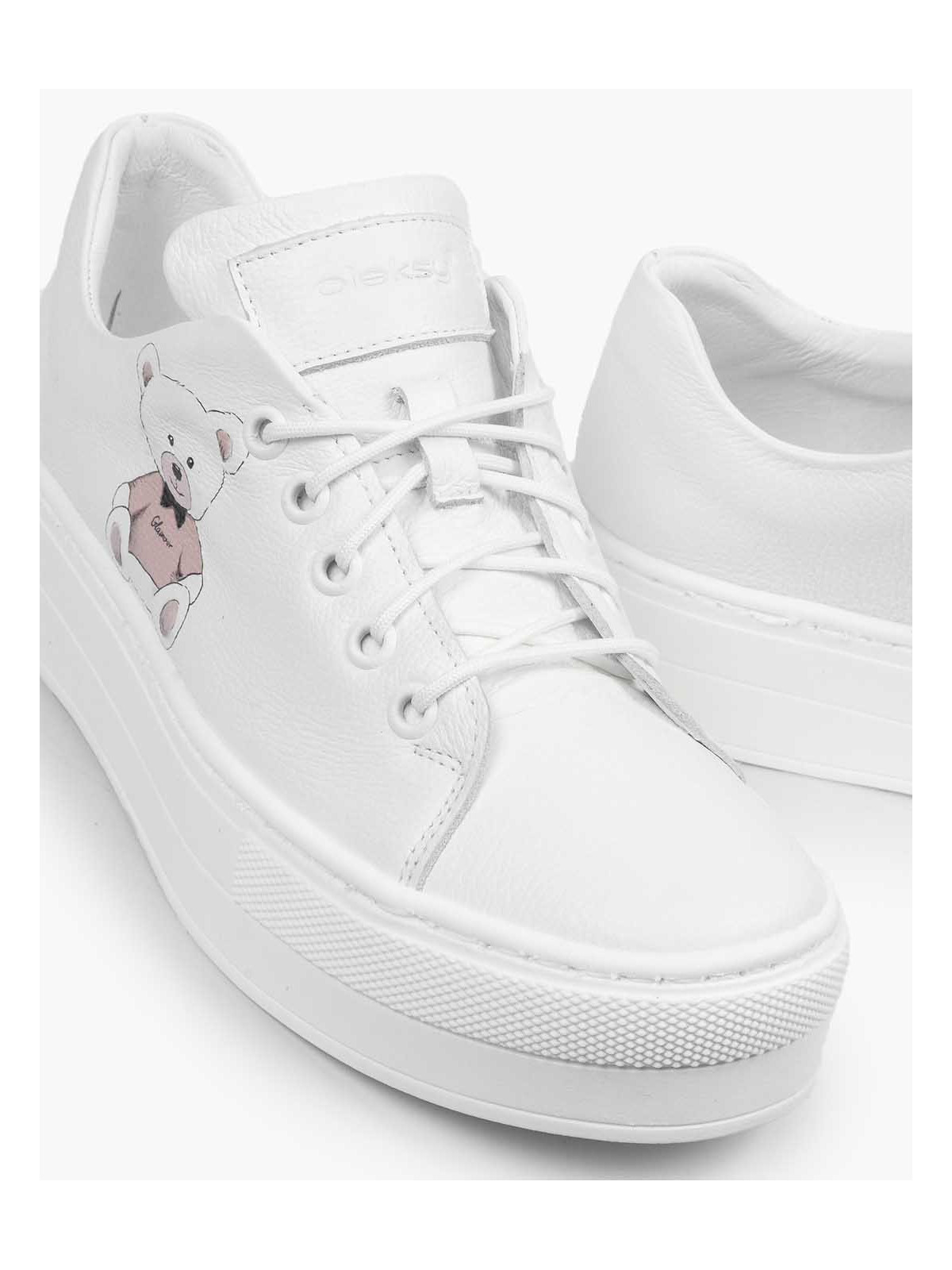 Białe trampki damskie skórzane