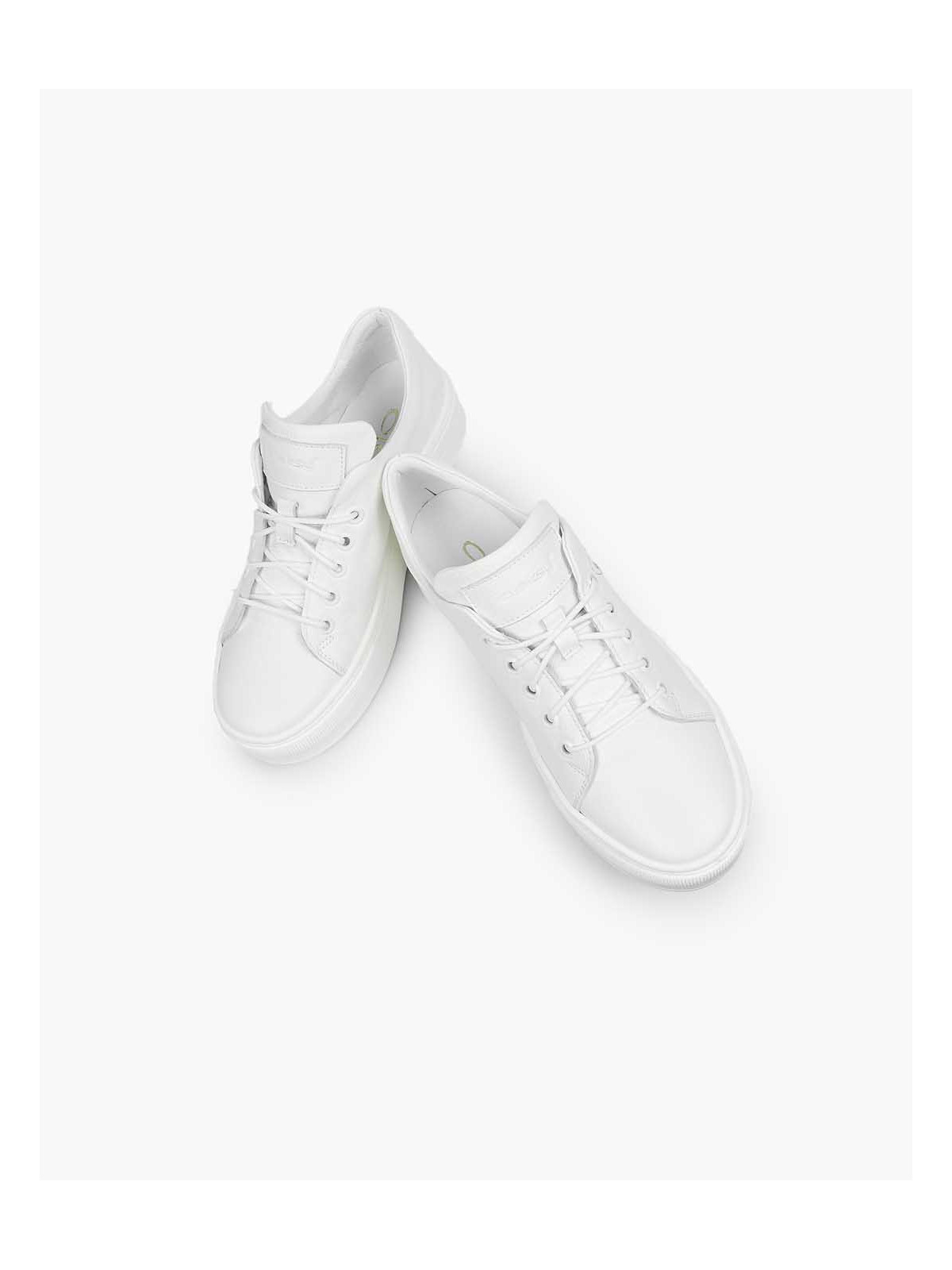 Białe trampki damskie skórzane