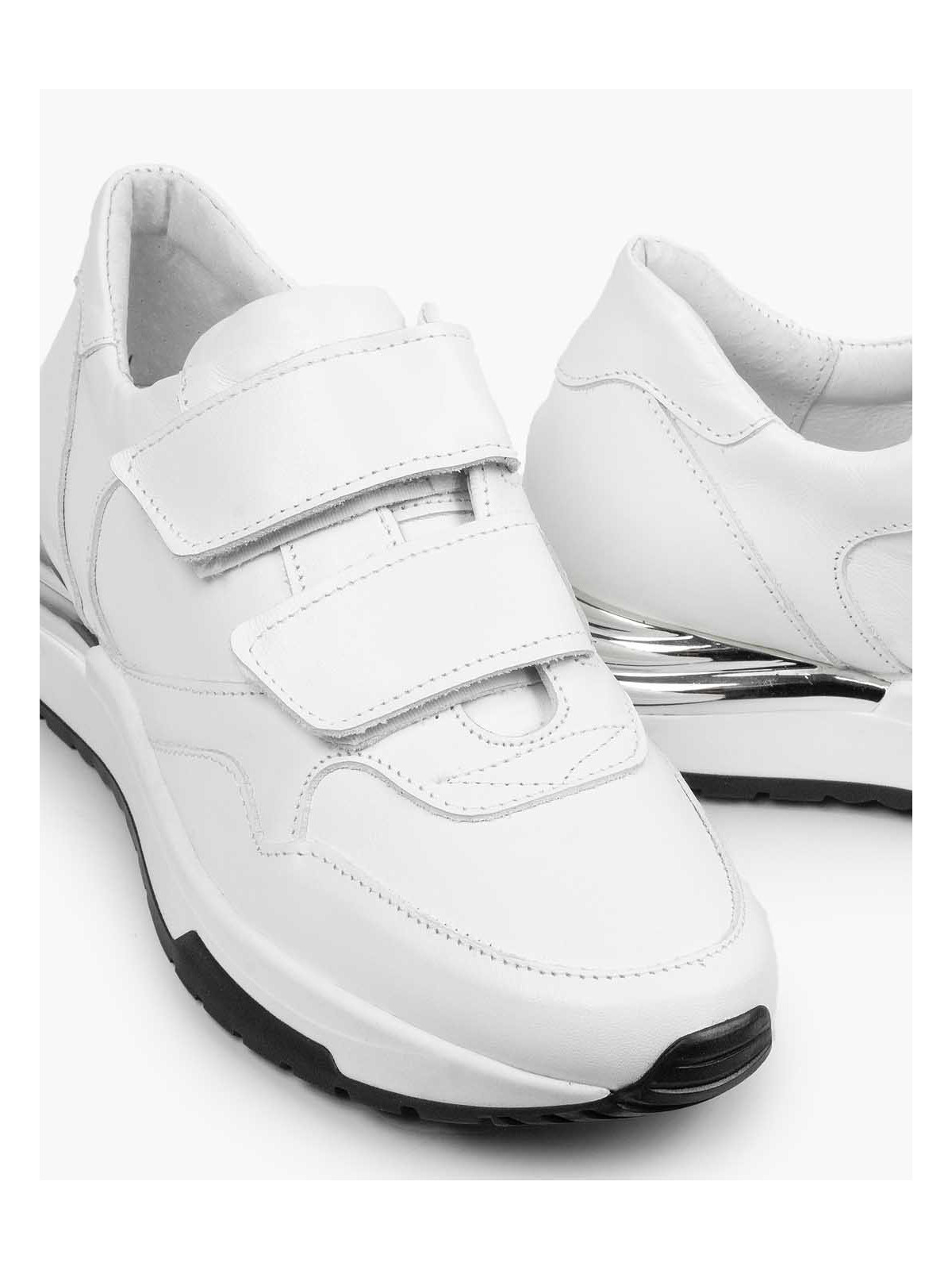 Białe adidasy damskie skórzane