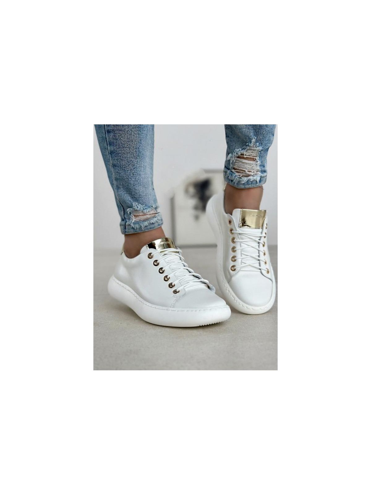 Białe trampki damskie skórzane