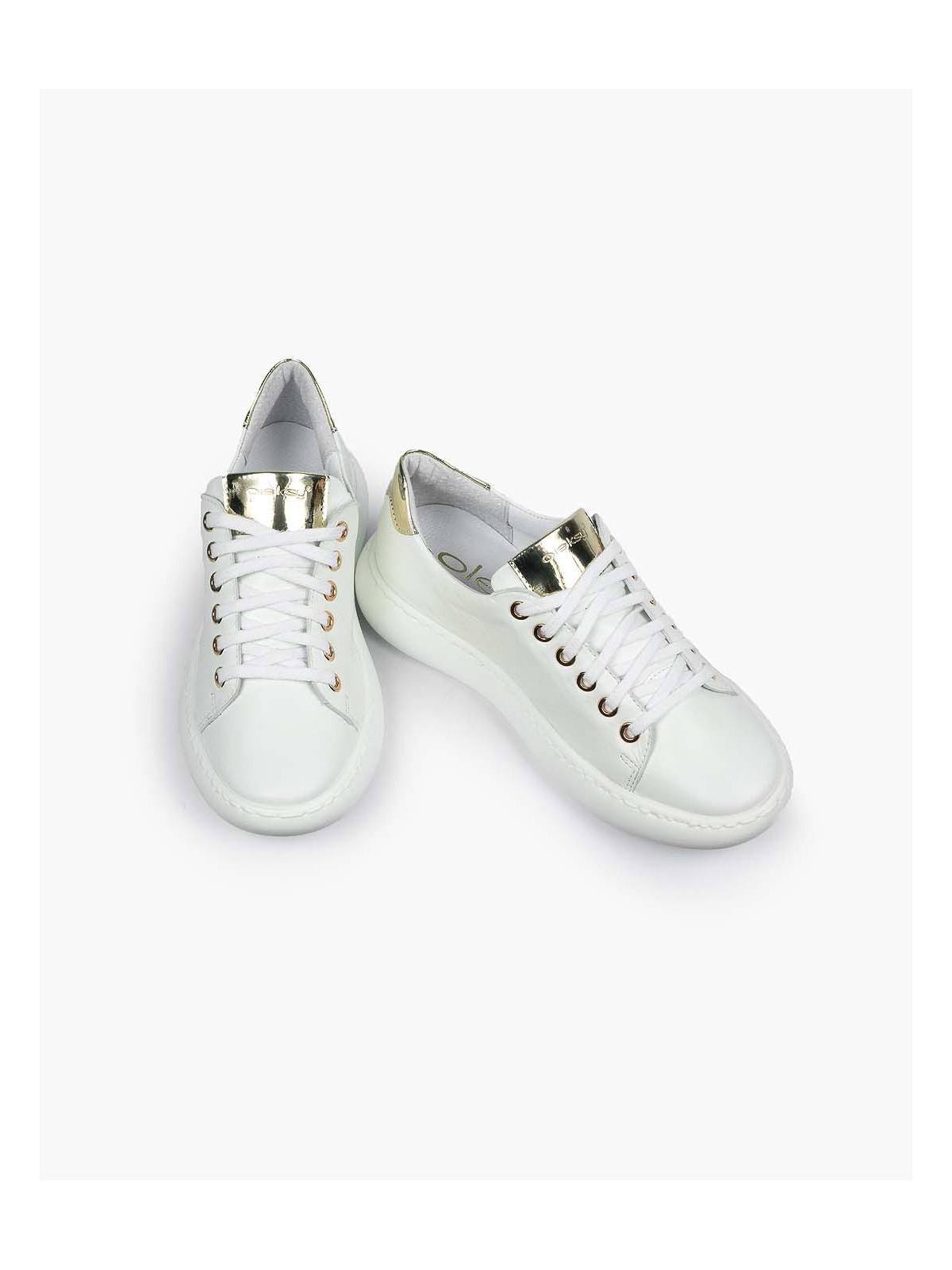 Białe trampki damskie skórzane