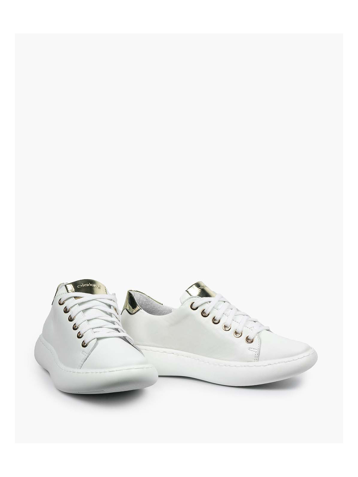 Białe trampki damskie skórzane