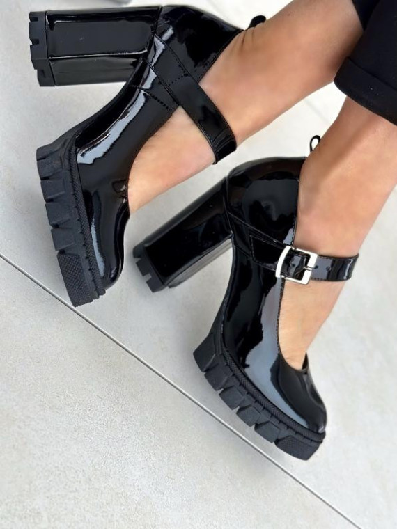 Czarne półbuty damskie skórzane