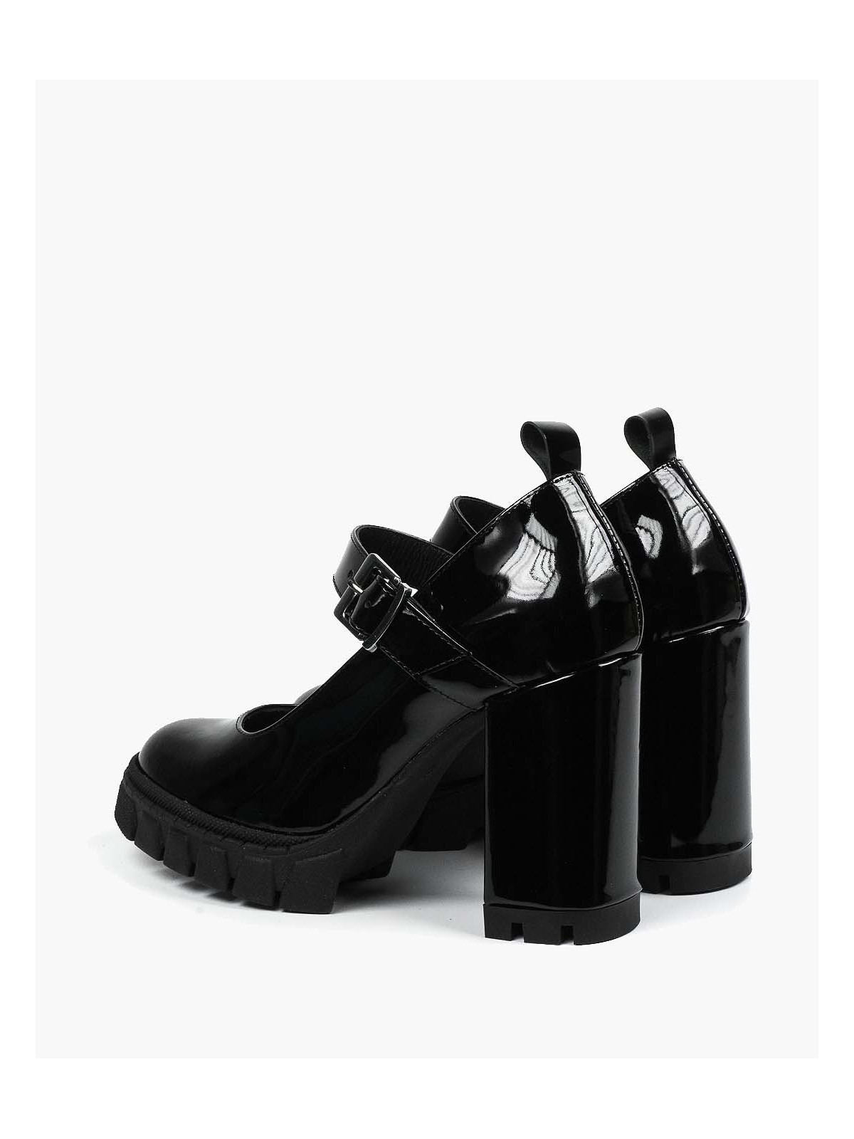 Czarne półbuty damskie skórzane