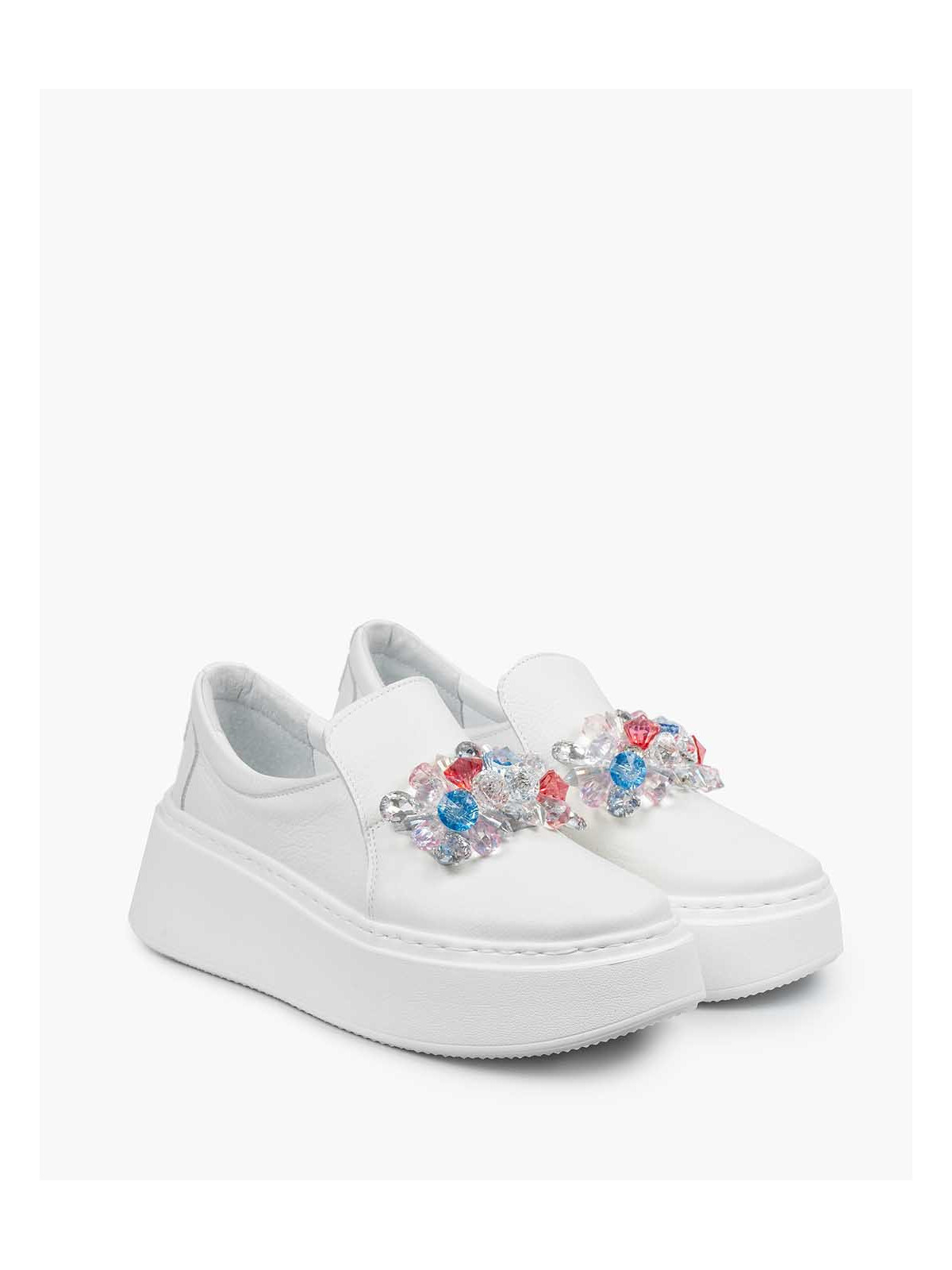 Białe półbuty damskie skórzane