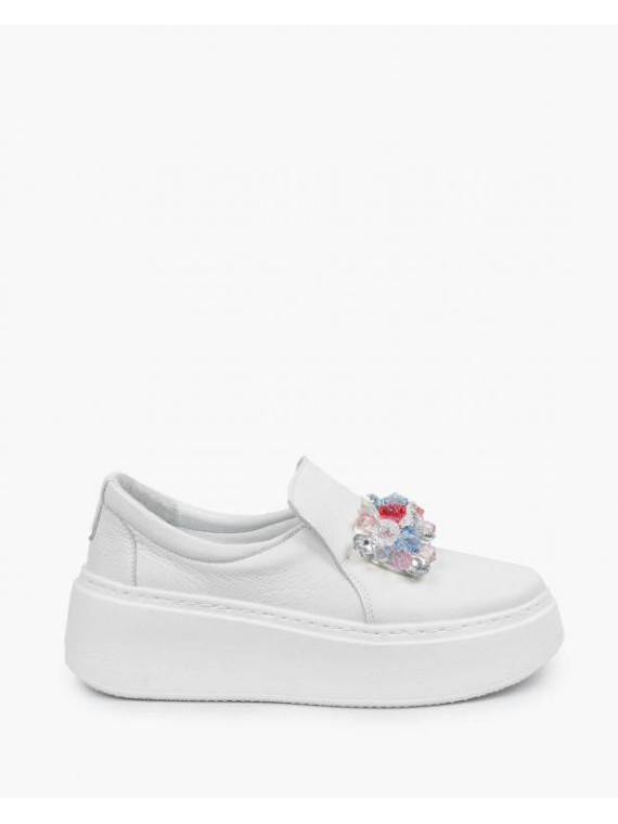 Białe półbuty damskie skórzane