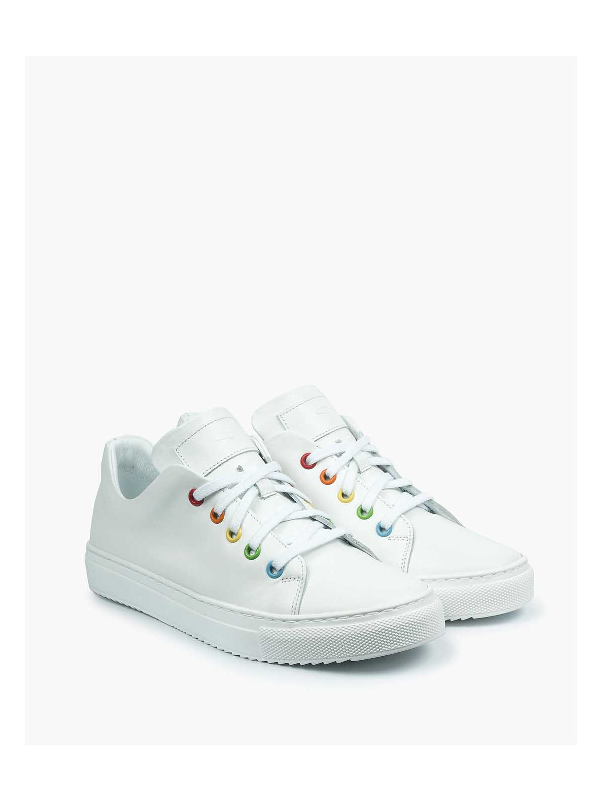 Białe trampki damskie skórzane