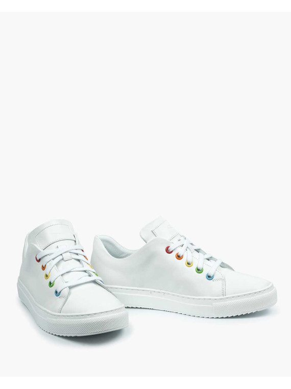 Białe trampki damskie skórzane