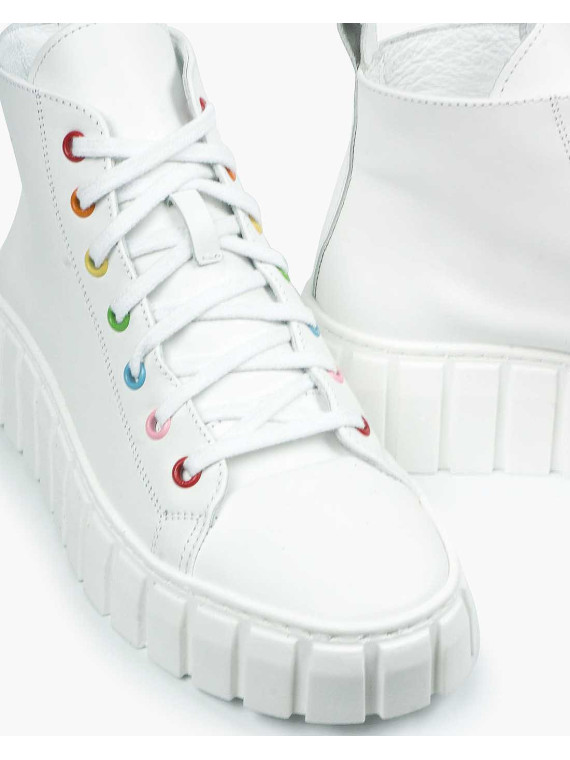 Białe trampki damskie skórzane