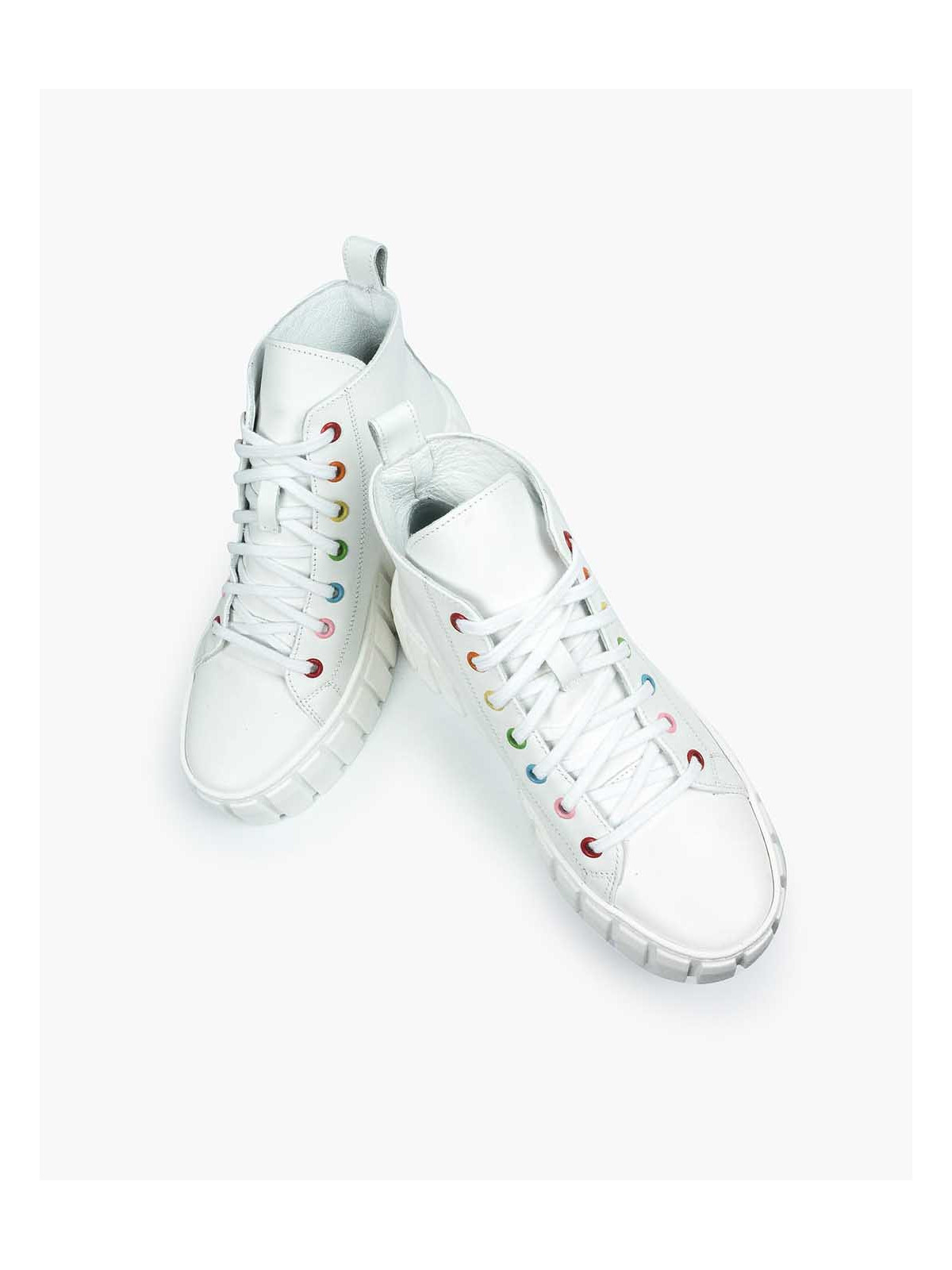 Białe trampki damskie skórzane