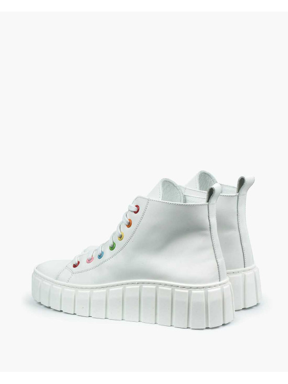 Białe trampki damskie skórzane