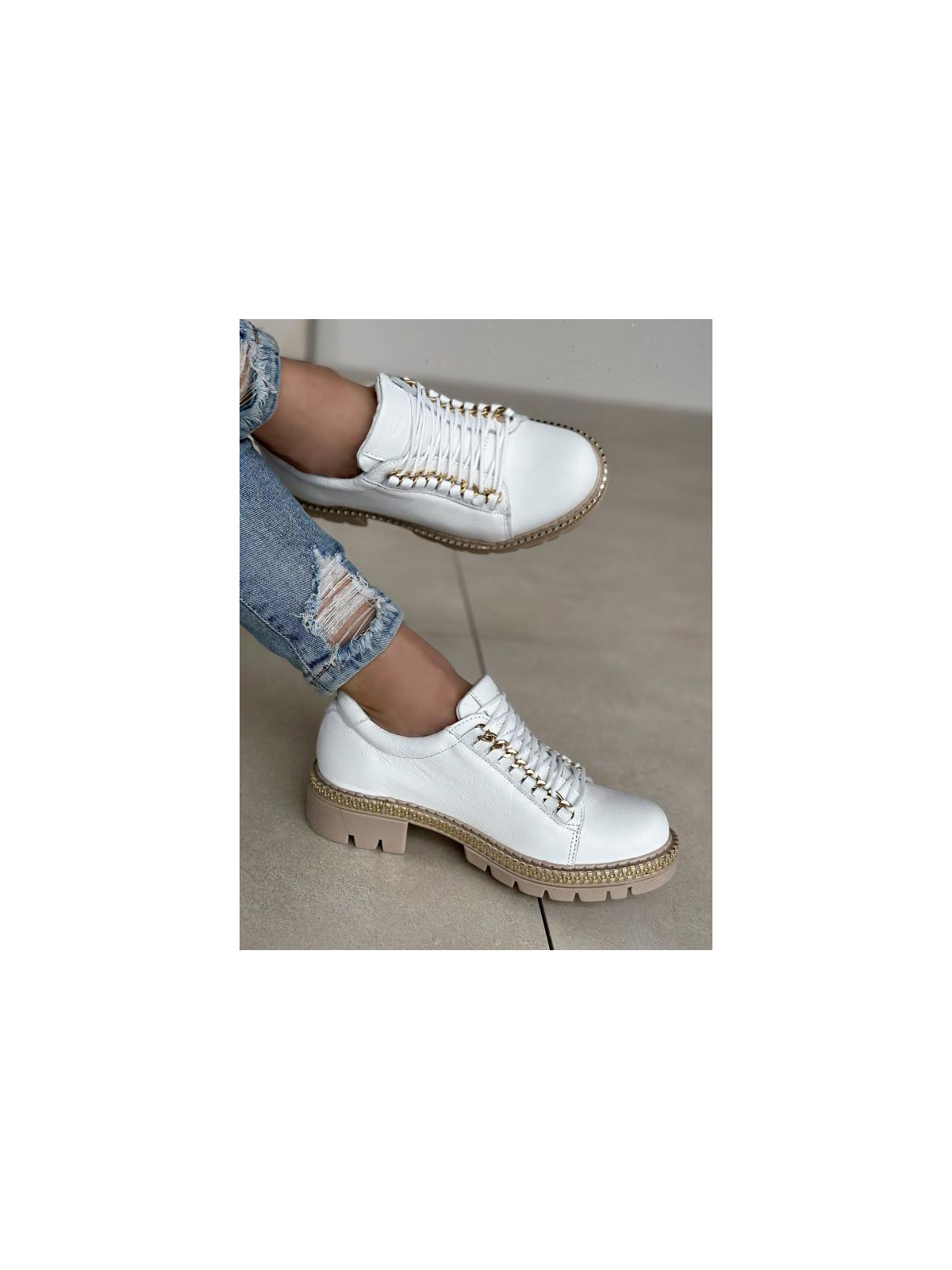 Białe trapery damskie skórzane