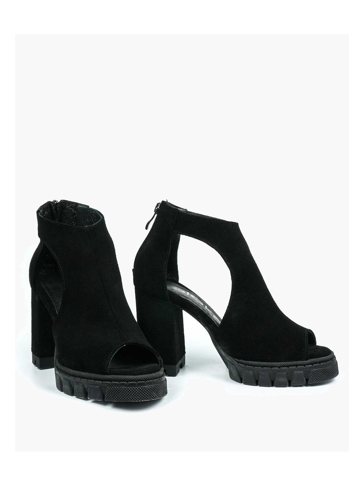 Czarne sandały damskie skórzane