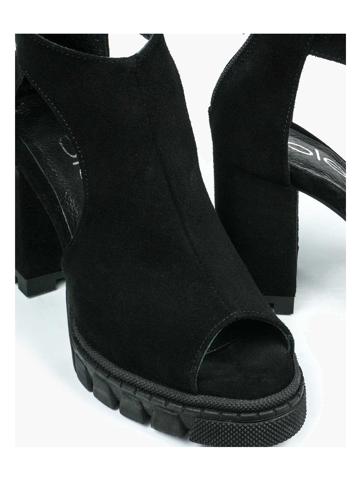 Czarne sandały damskie skórzane