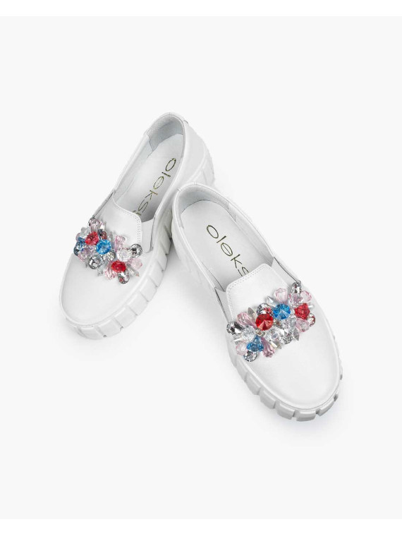 Białe półbuty damskie skórzane