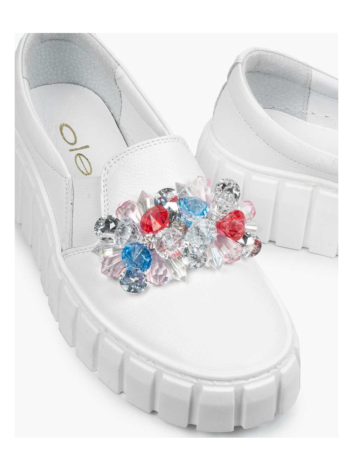 Białe półbuty damskie skórzane