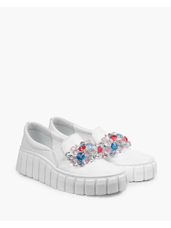 Białe półbuty damskie skórzane