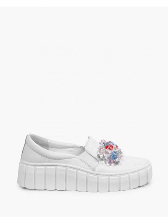 Białe półbuty damskie skórzane