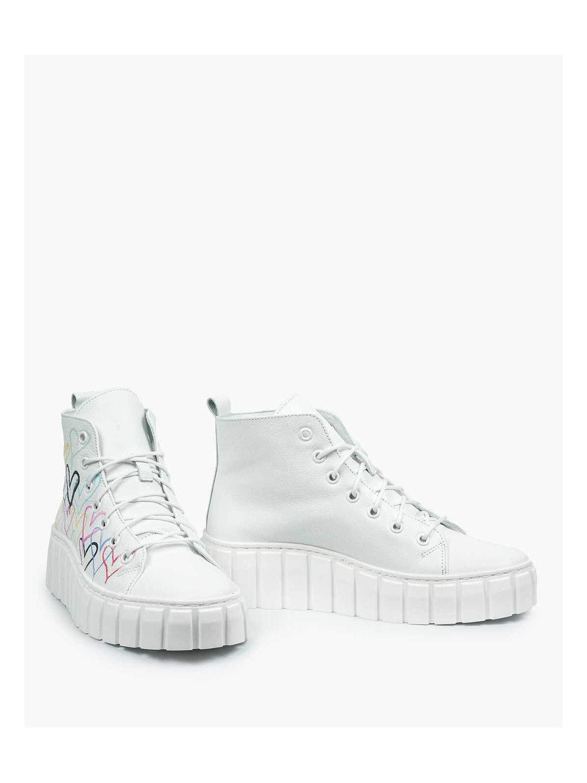 Białe trampki damskie skórzane