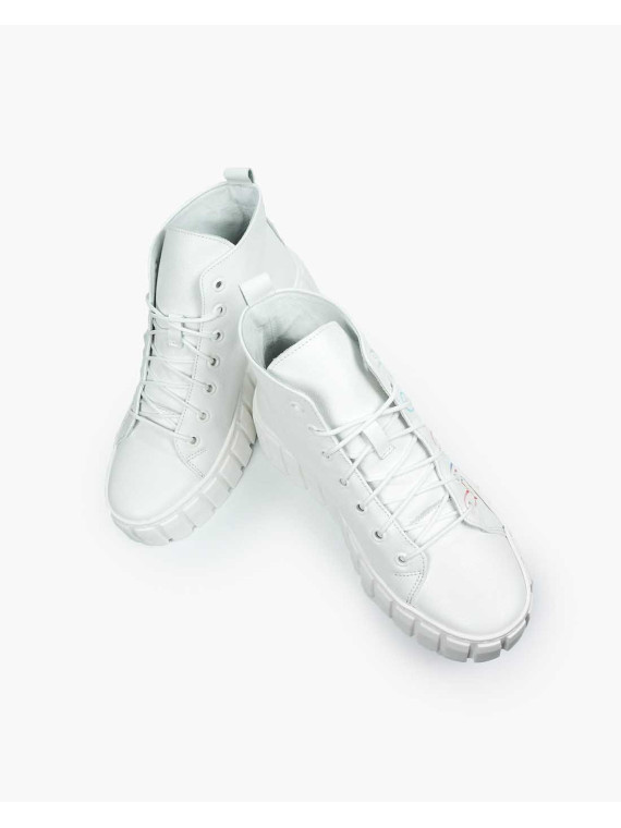 Białe trampki damskie skórzane