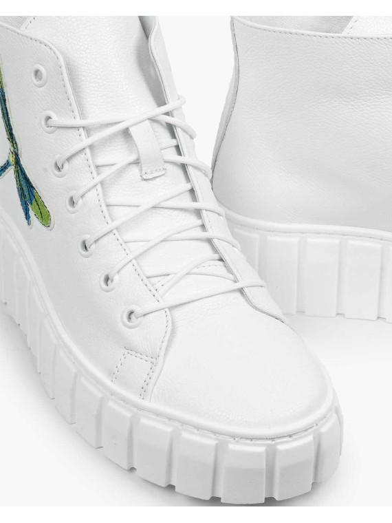 Białe trampki damskie skórzane