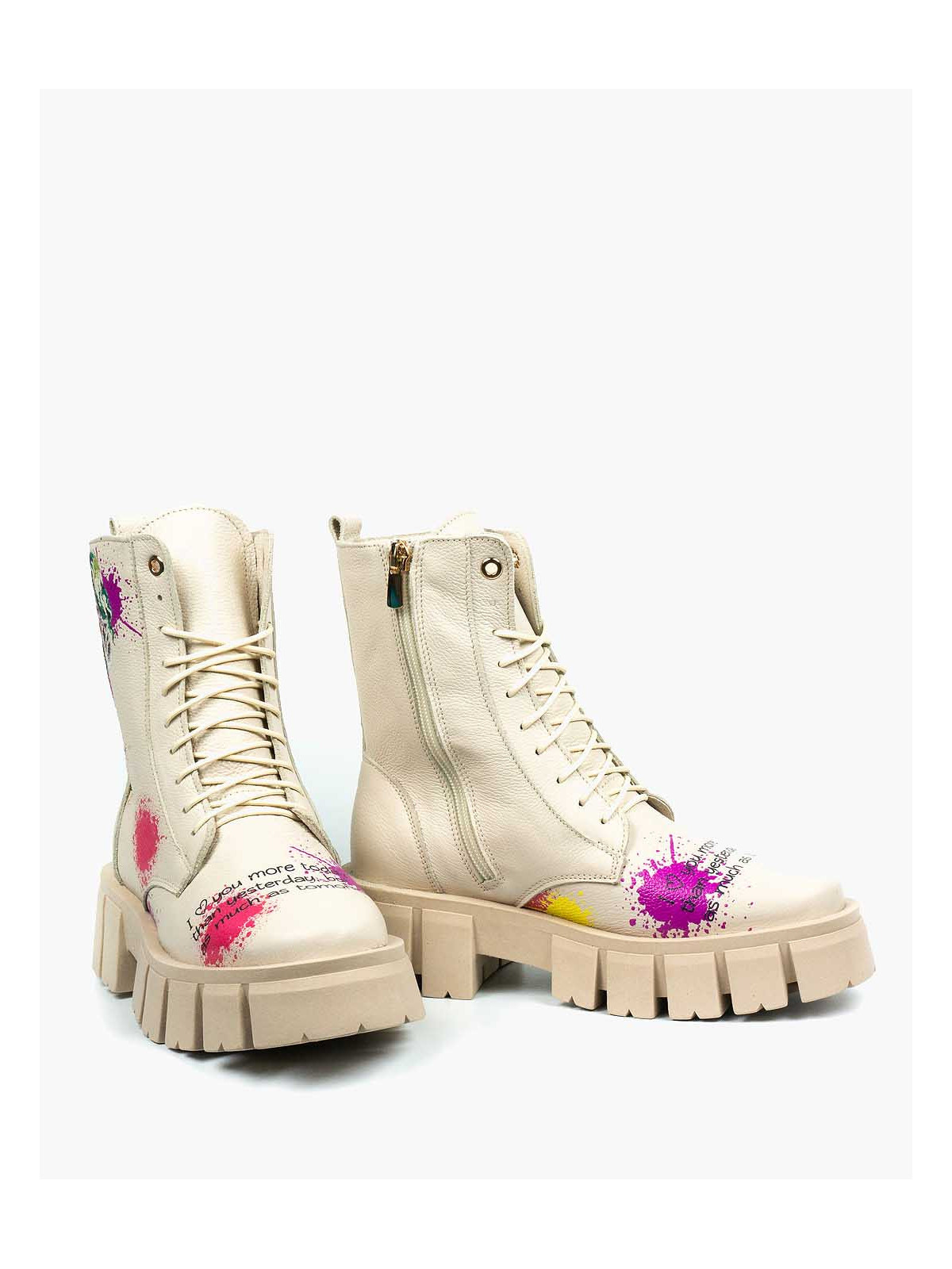 Beżowe trapery damskie skórzane