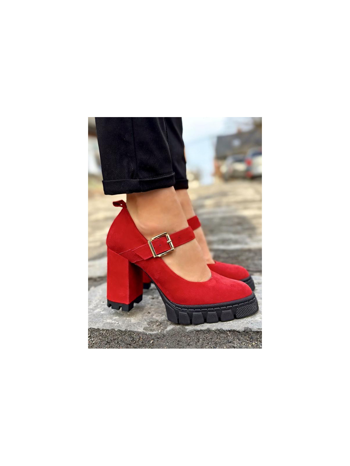 Czerwone półbuty damskie skórzane