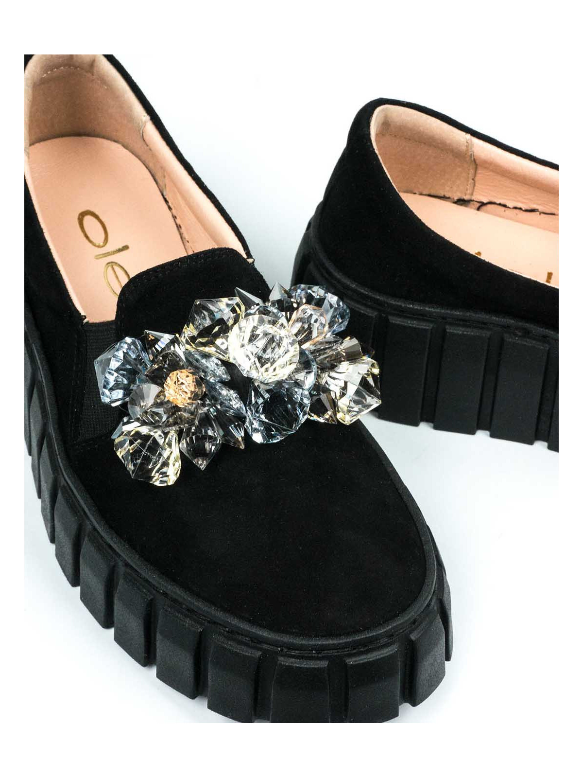 Czarne półbuty damskie skórzane