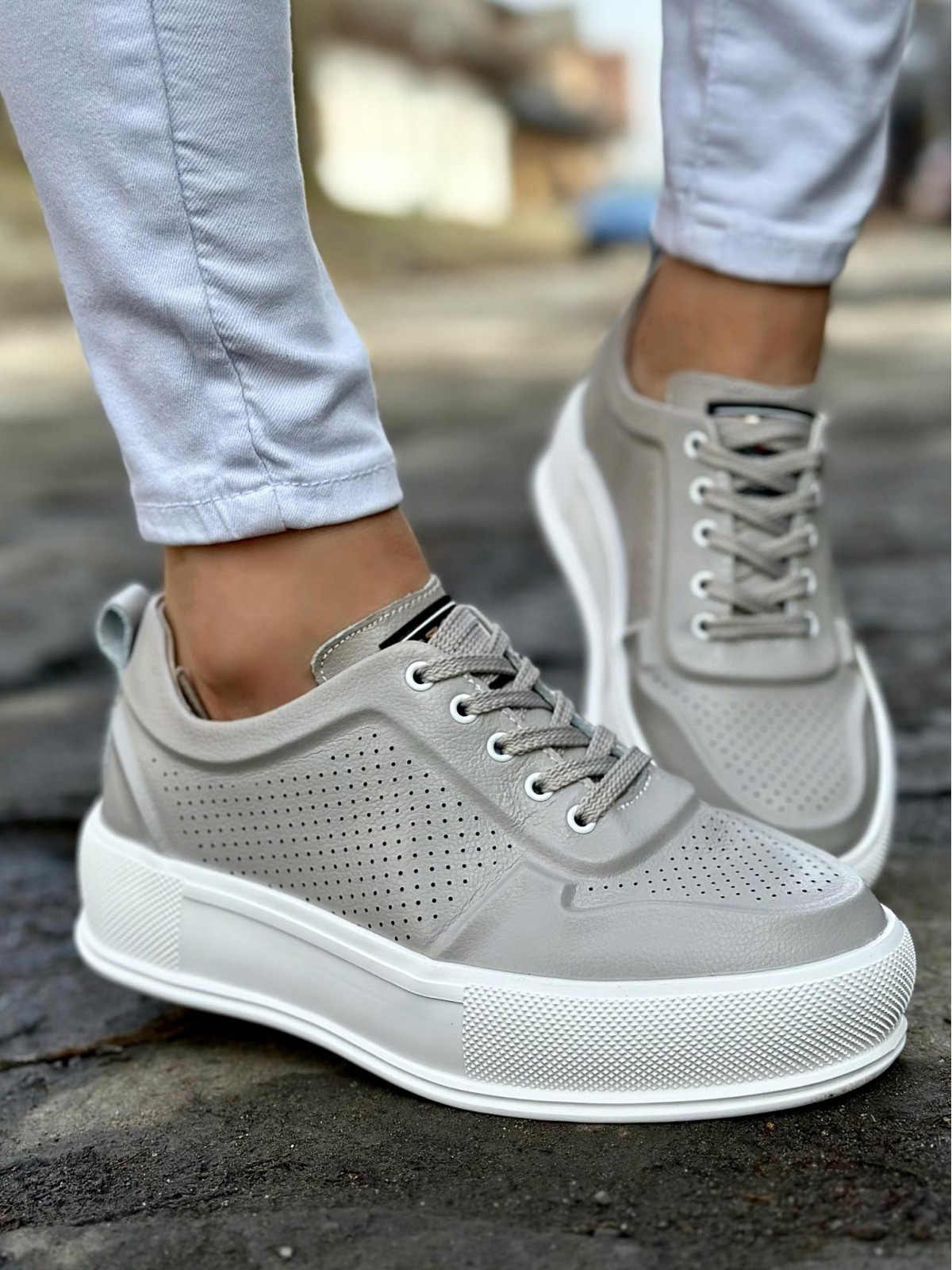 Szare trampki damskie skórzane