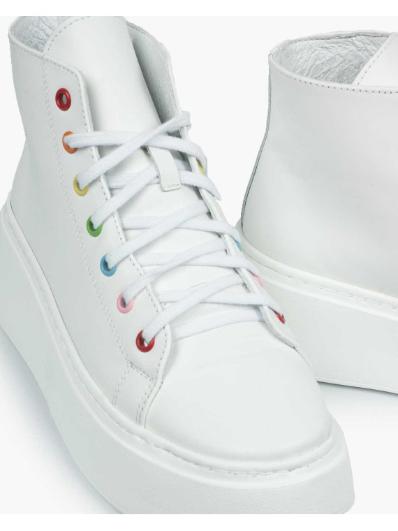 Białe trampki damskie skórzane