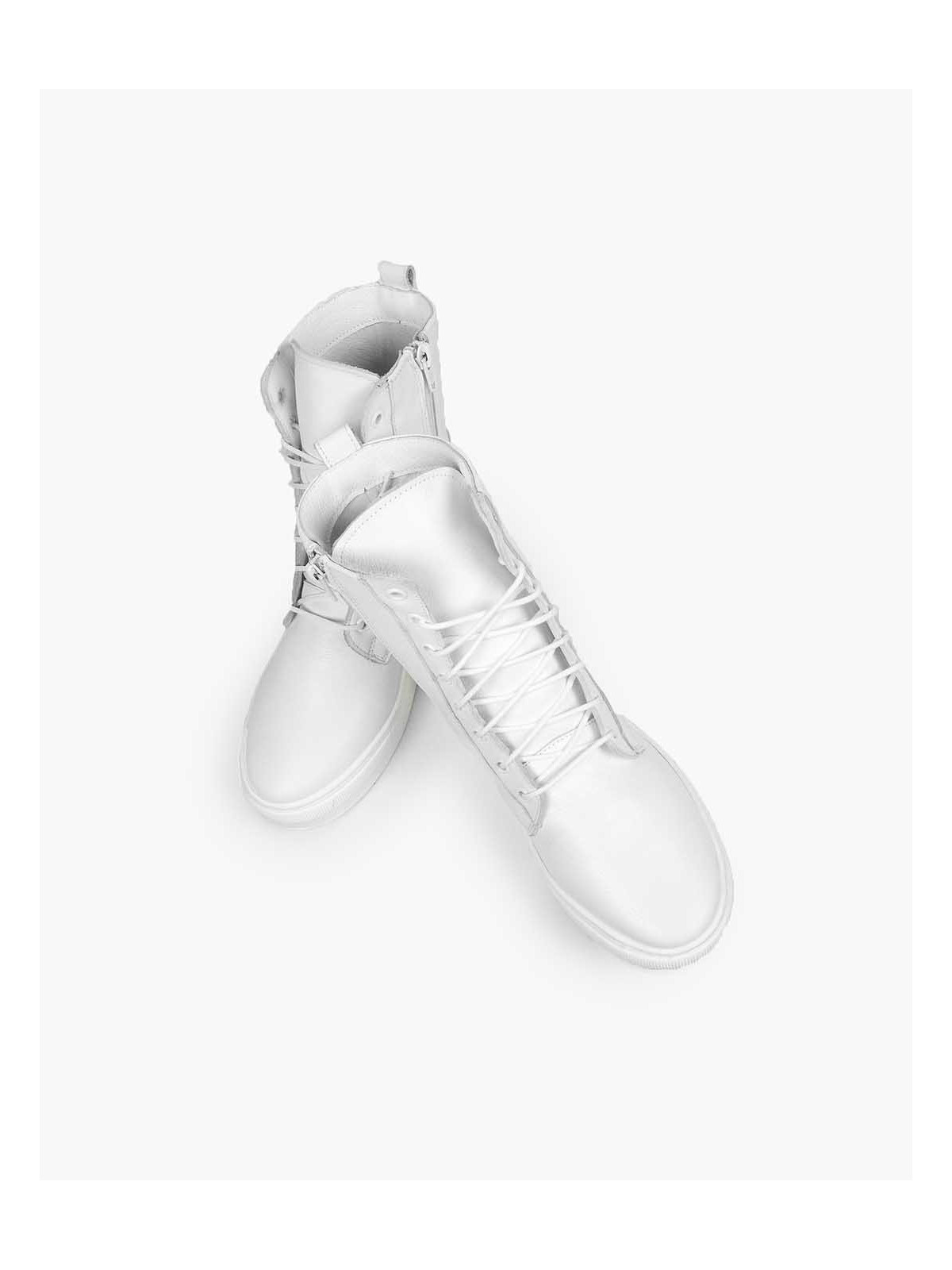 Białe trampki damskie skórzane