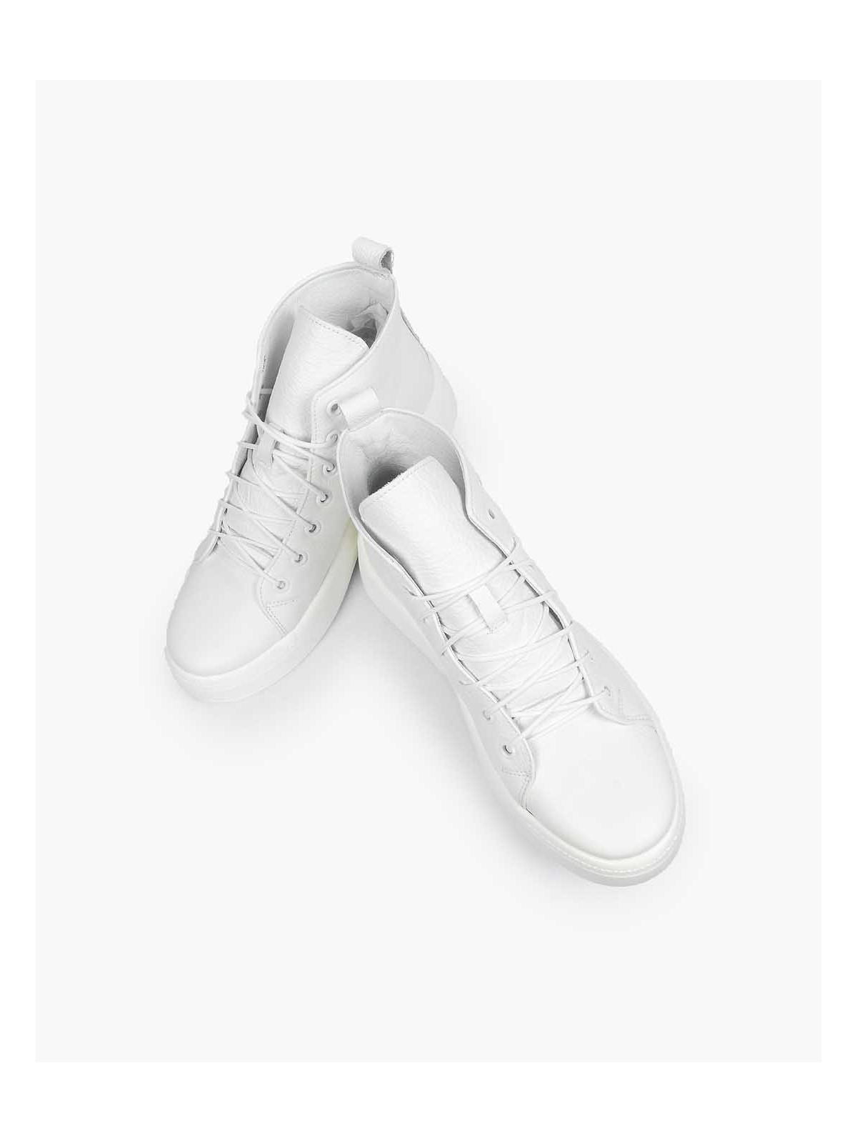 Białe trampki damskie skórzane