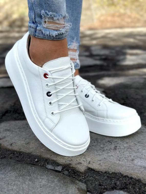 Białe trampki damskie skórzane