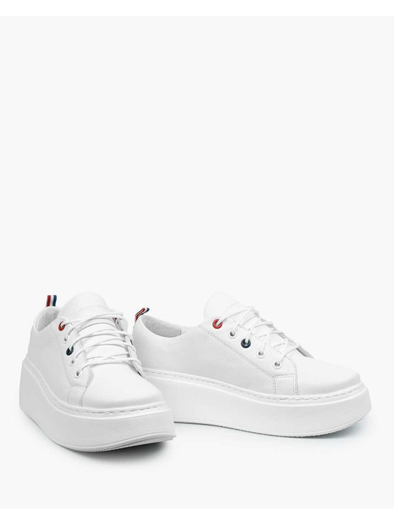 Białe trampki damskie skórzane