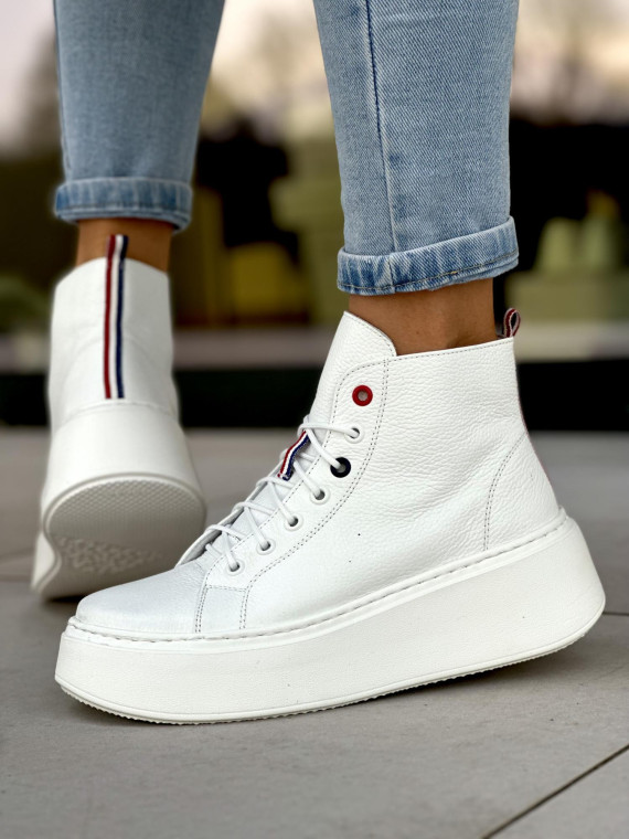 Białe trampki damskie skórzane