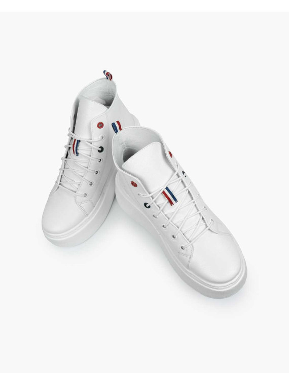 Białe trampki damskie skórzane