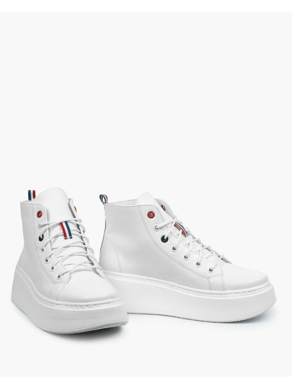 Białe trampki damskie skórzane