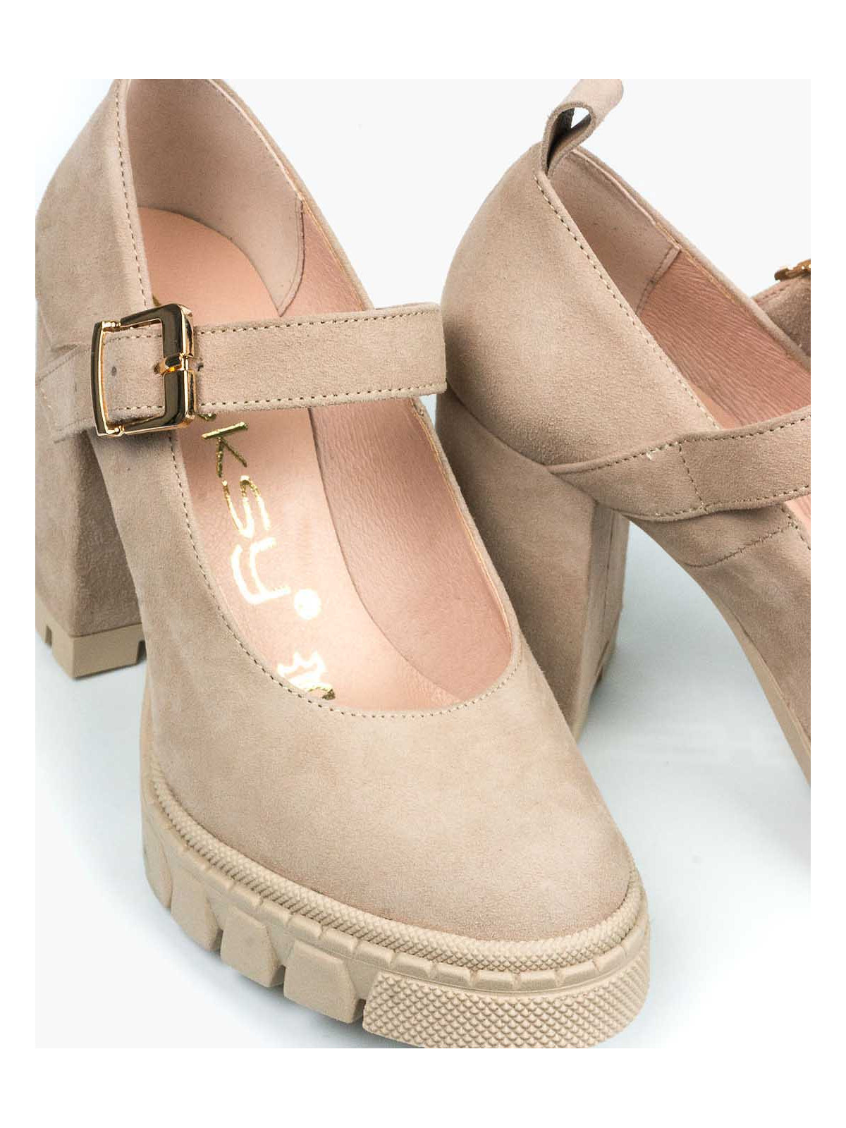 Beżowe półbuty damskie skórzane