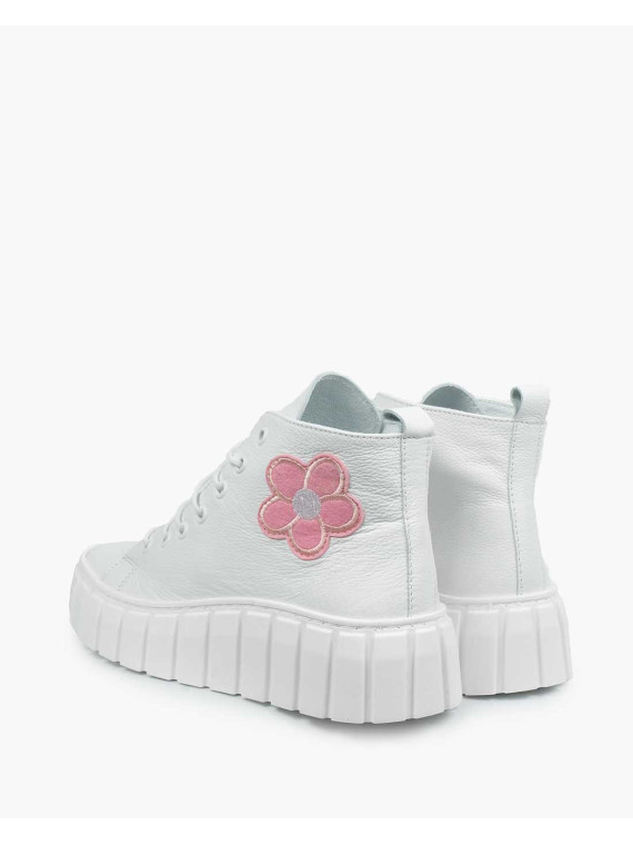 Białe trampki damskie skórzane