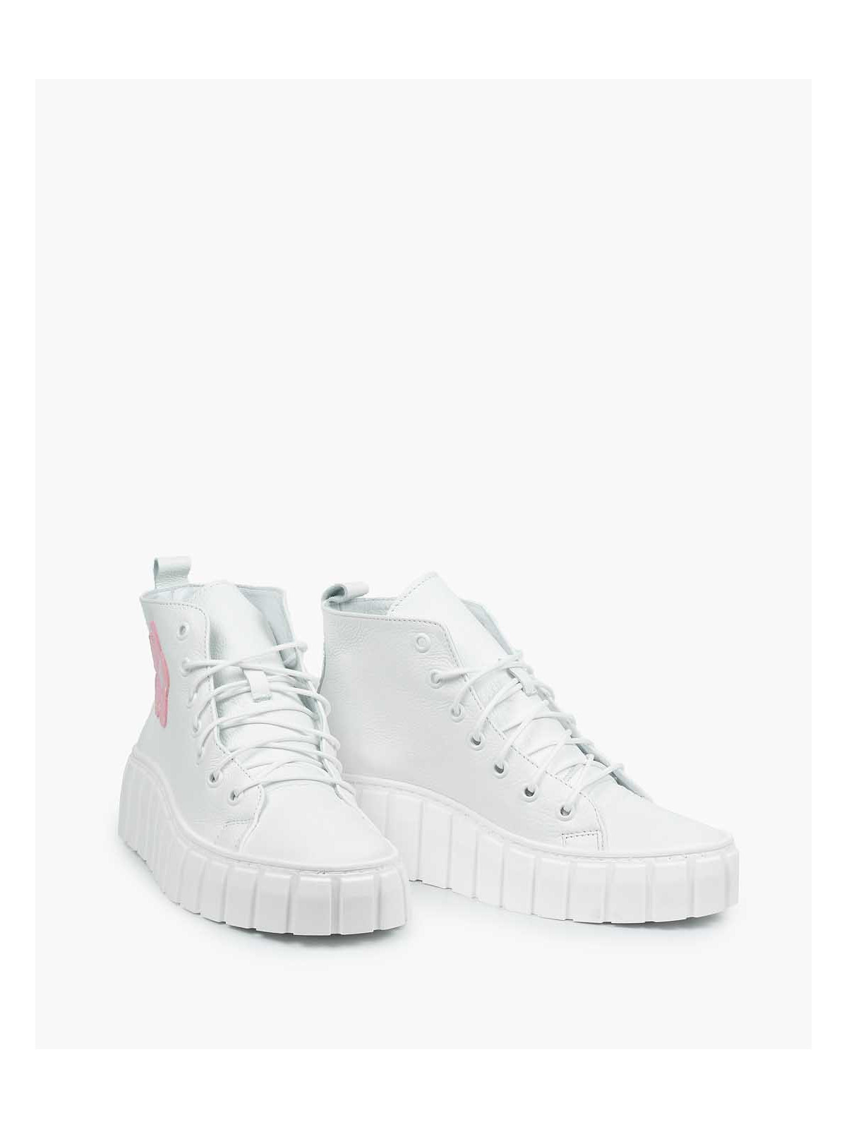 Białe trampki damskie skórzane