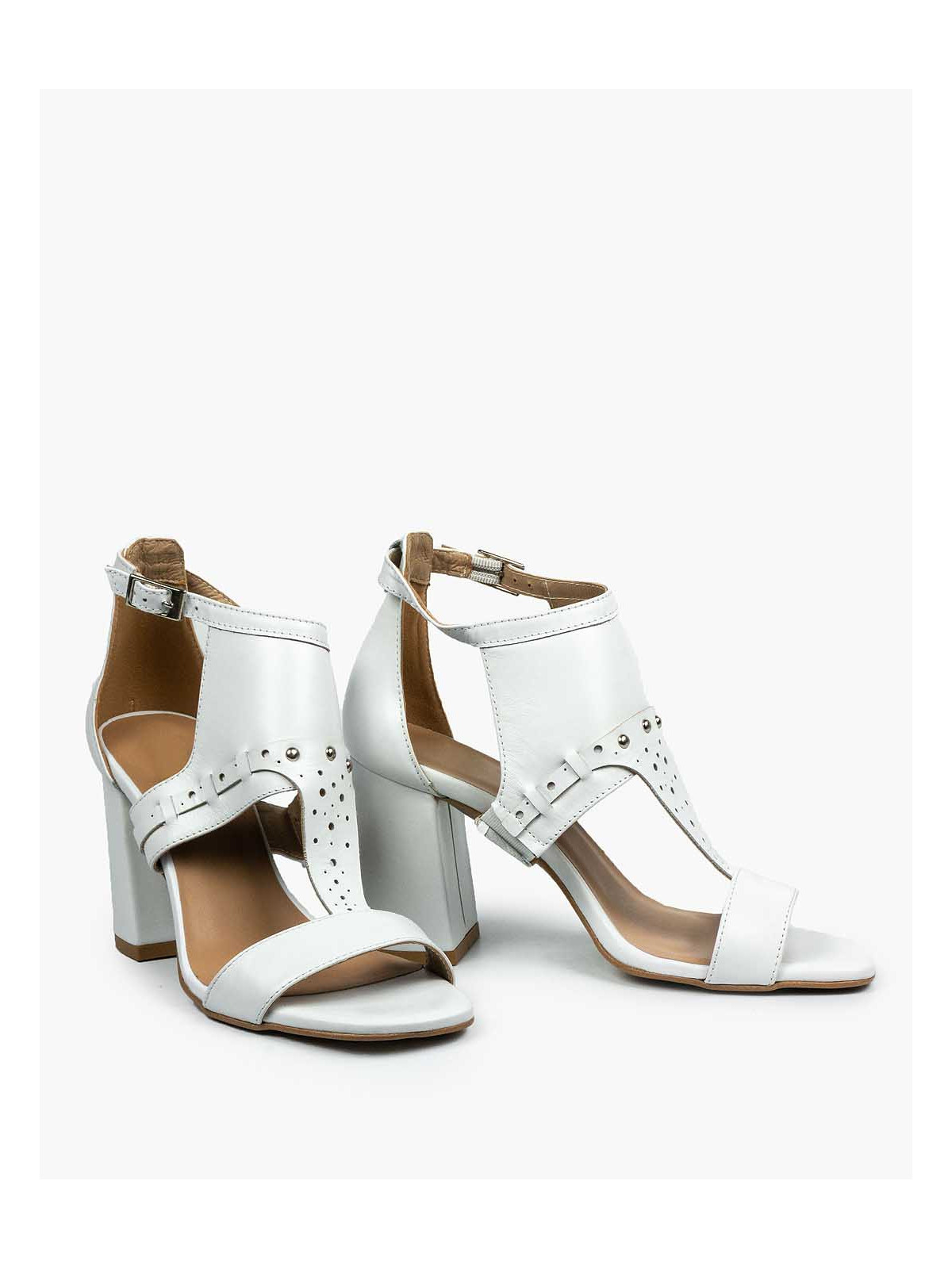 Białe sandały damskie skórzane
