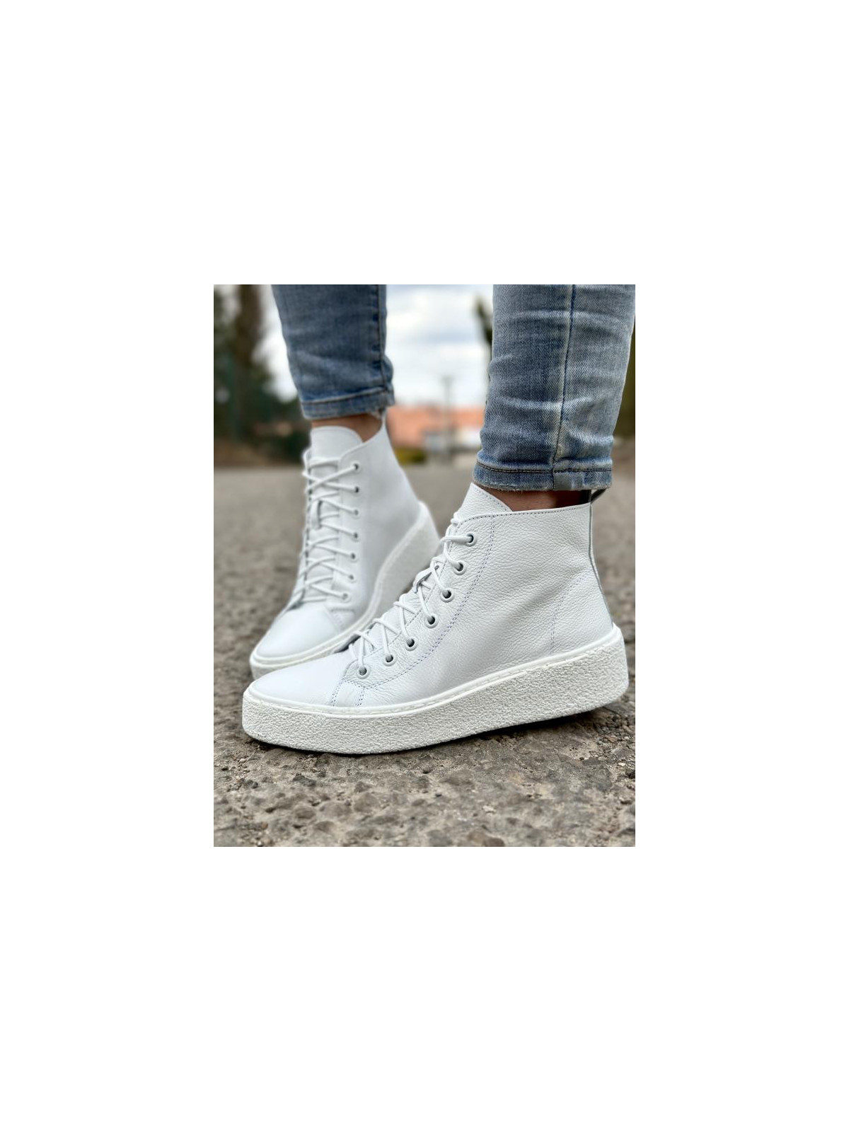 Białe trampki damskie skórzane