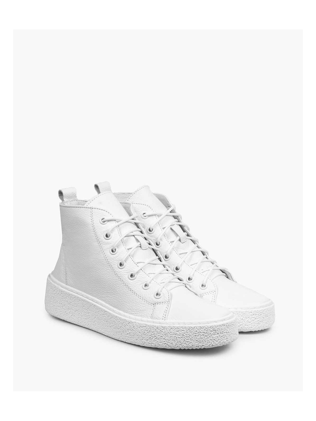 Białe trampki damskie skórzane