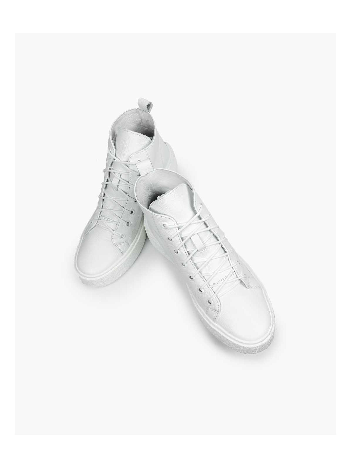 Białe trampki damskie skórzane