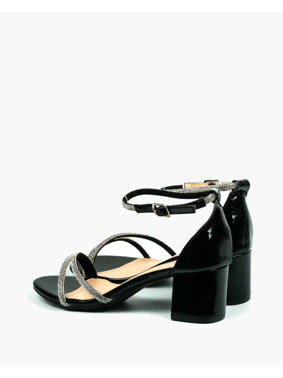 Czarne sandały damskie skórzane