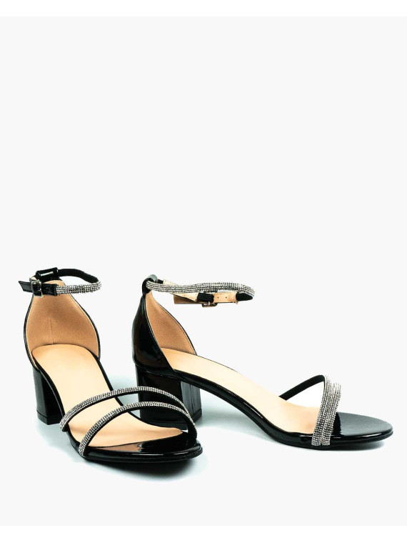 Czarne sandały damskie skórzane