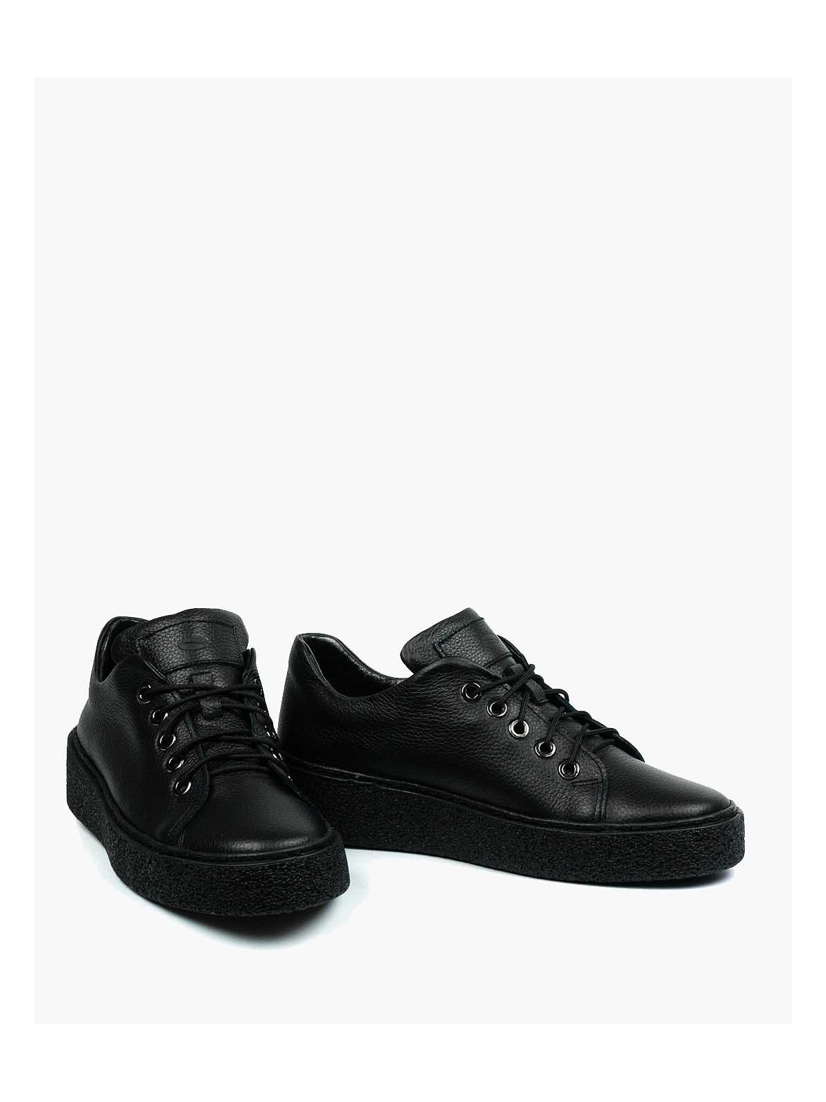 Czarne trampki damskie skórzane