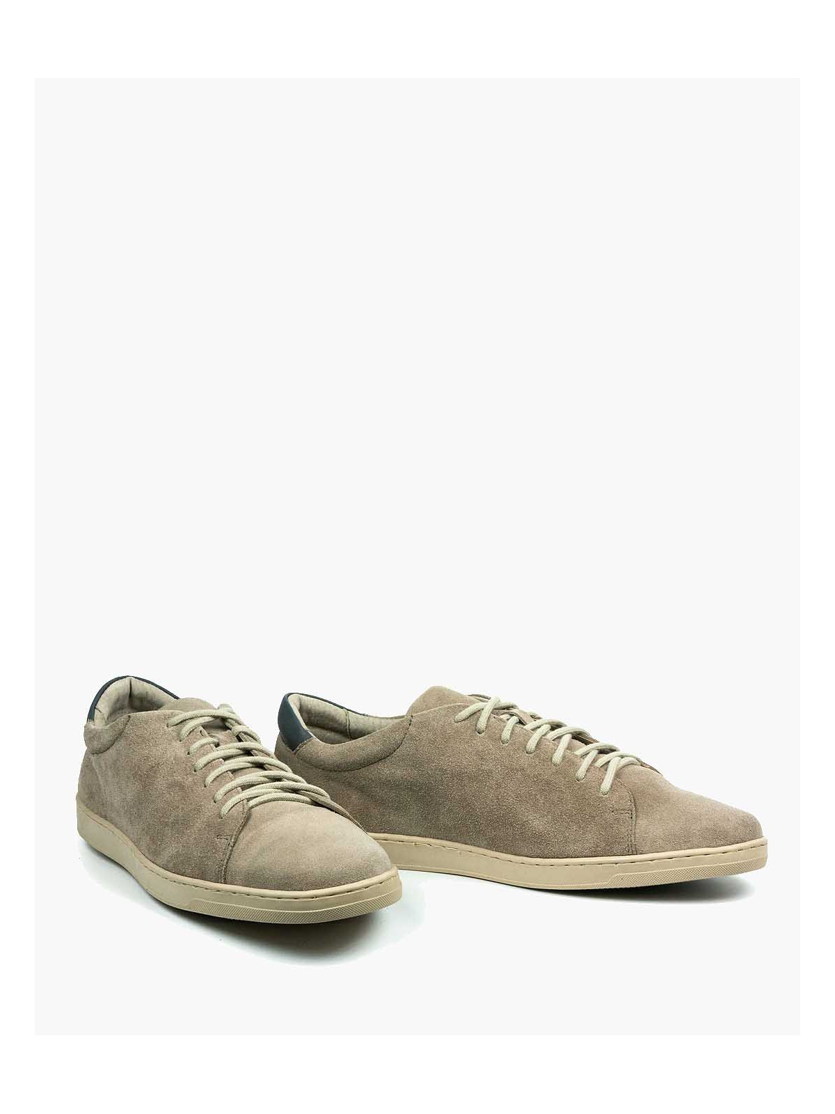 Beżowe trampki męskie skórzane